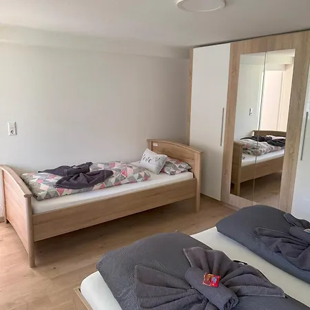 Апартаменты Tasa Менценшванд